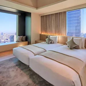 The Royal Park Iconic Shiodome 4* Токио